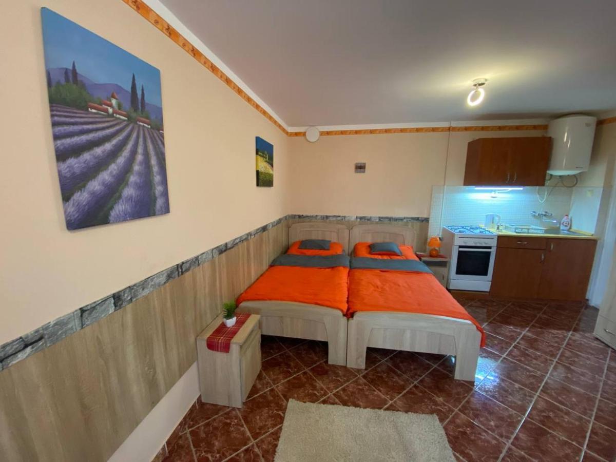 Hajnal Apartman Hajdúszoboszló Kültér fotó