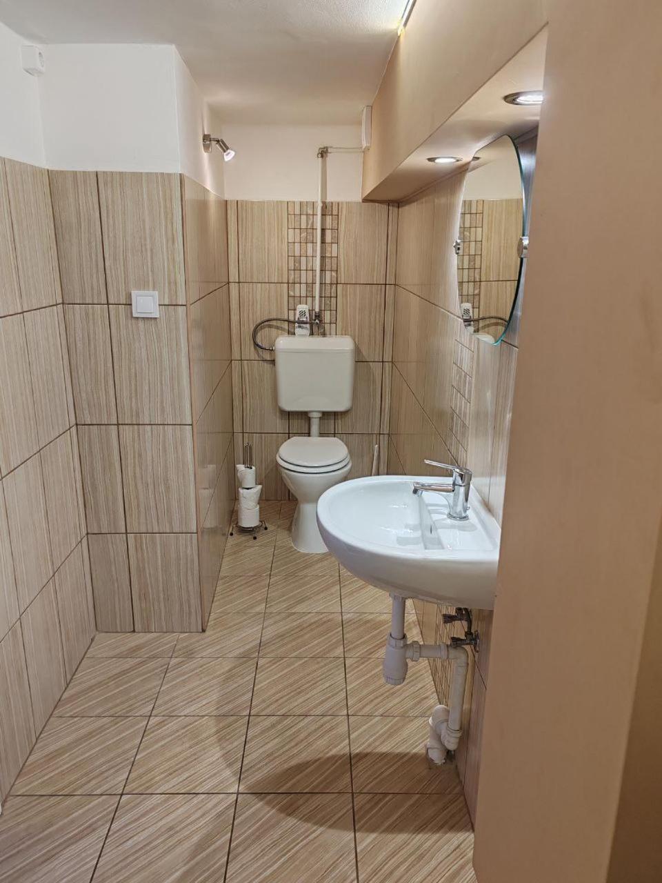 Hajnal Apartman Hajdúszoboszló Kültér fotó