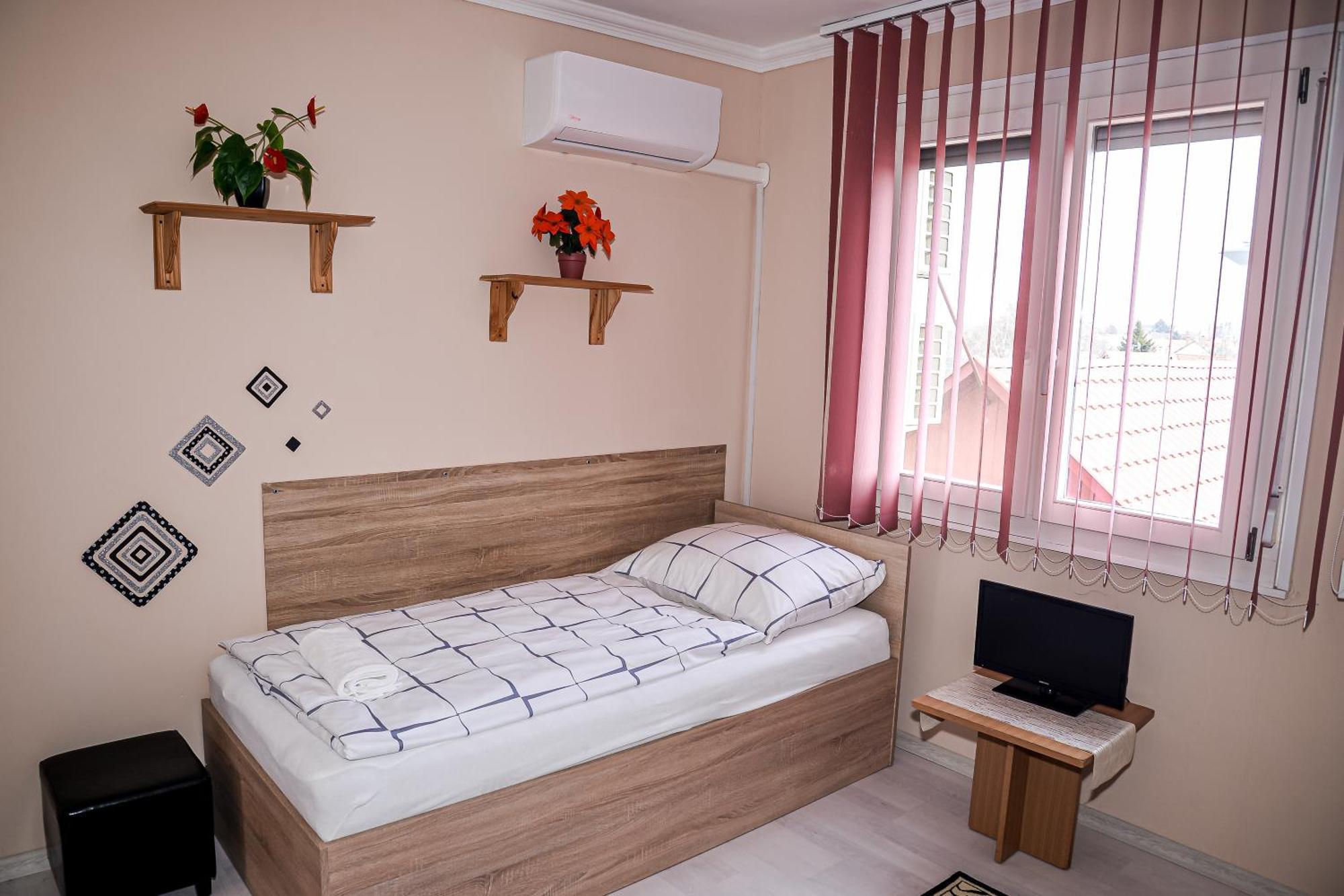 Hajnal Apartman Hajdúszoboszló Kültér fotó