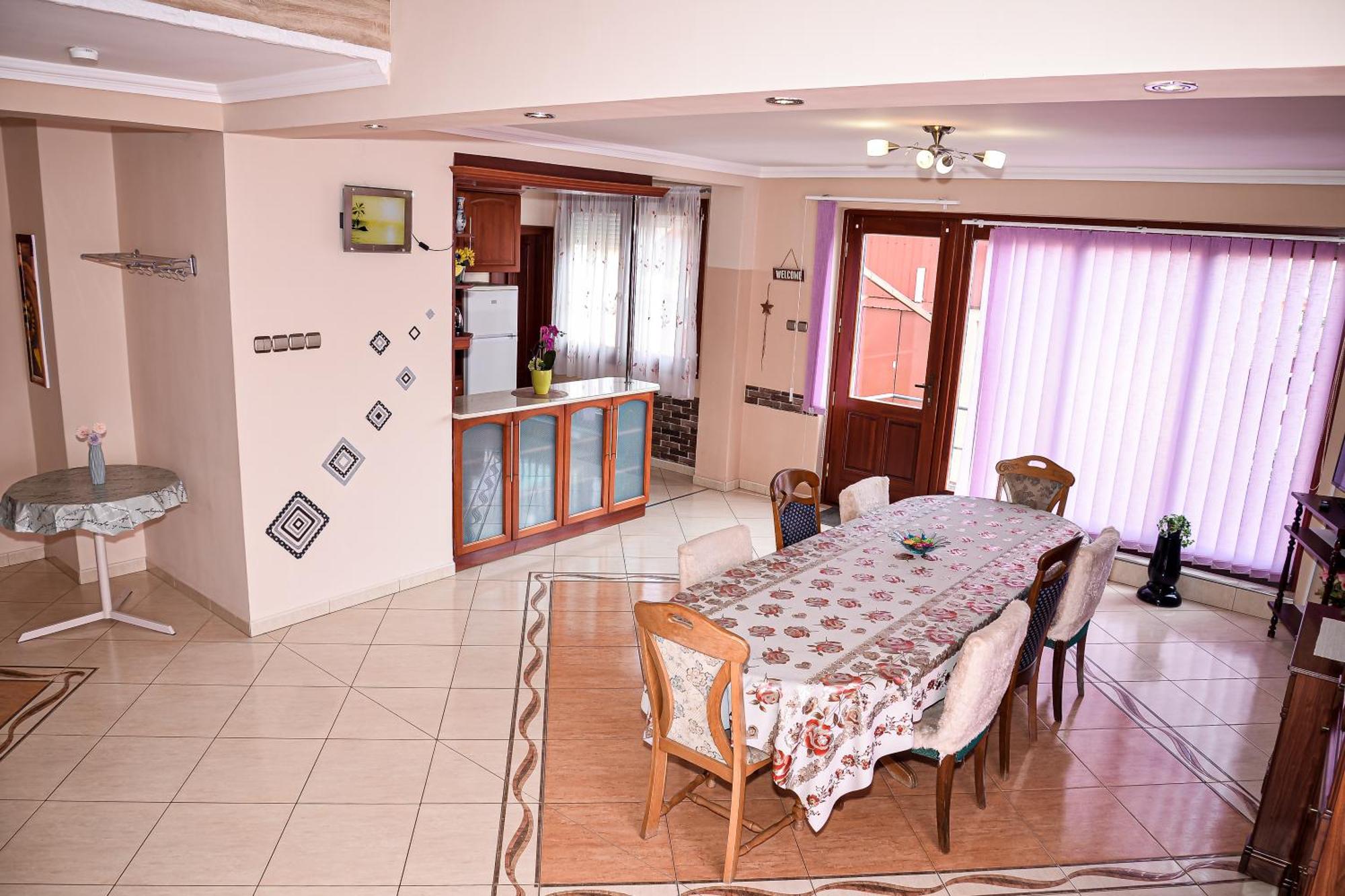 Hajnal Apartman Hajdúszoboszló Kültér fotó